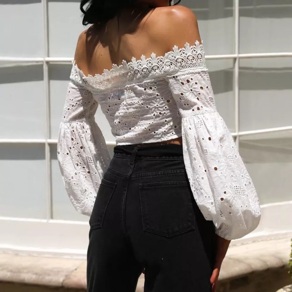 🍀JUST IN🍀White Eyelet Off Shoulder Lace Up Top - Picture 5 of 8